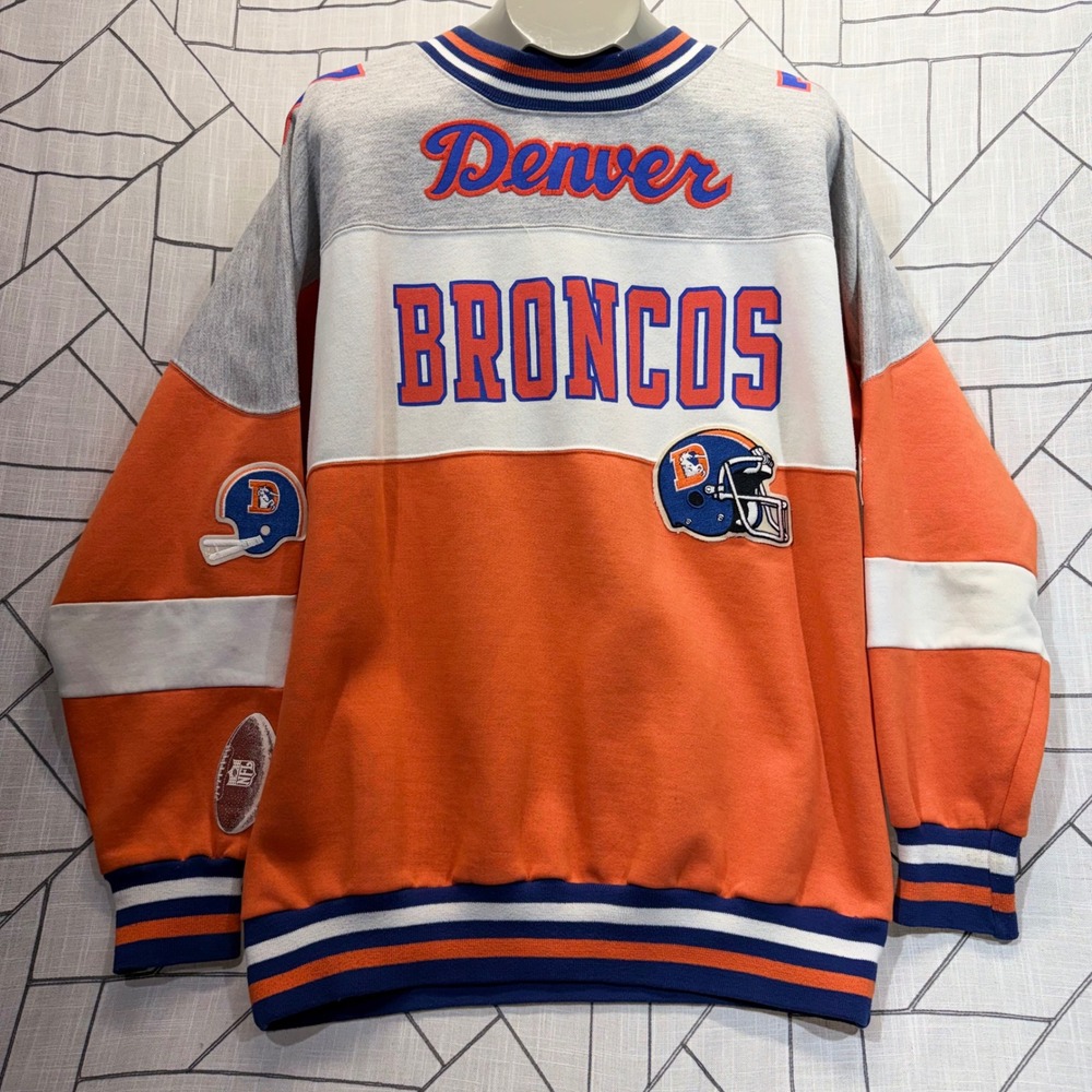 Champion Denver Broncos Sweatshirt Large Orange Vintage Colorblock NFL Crewneck